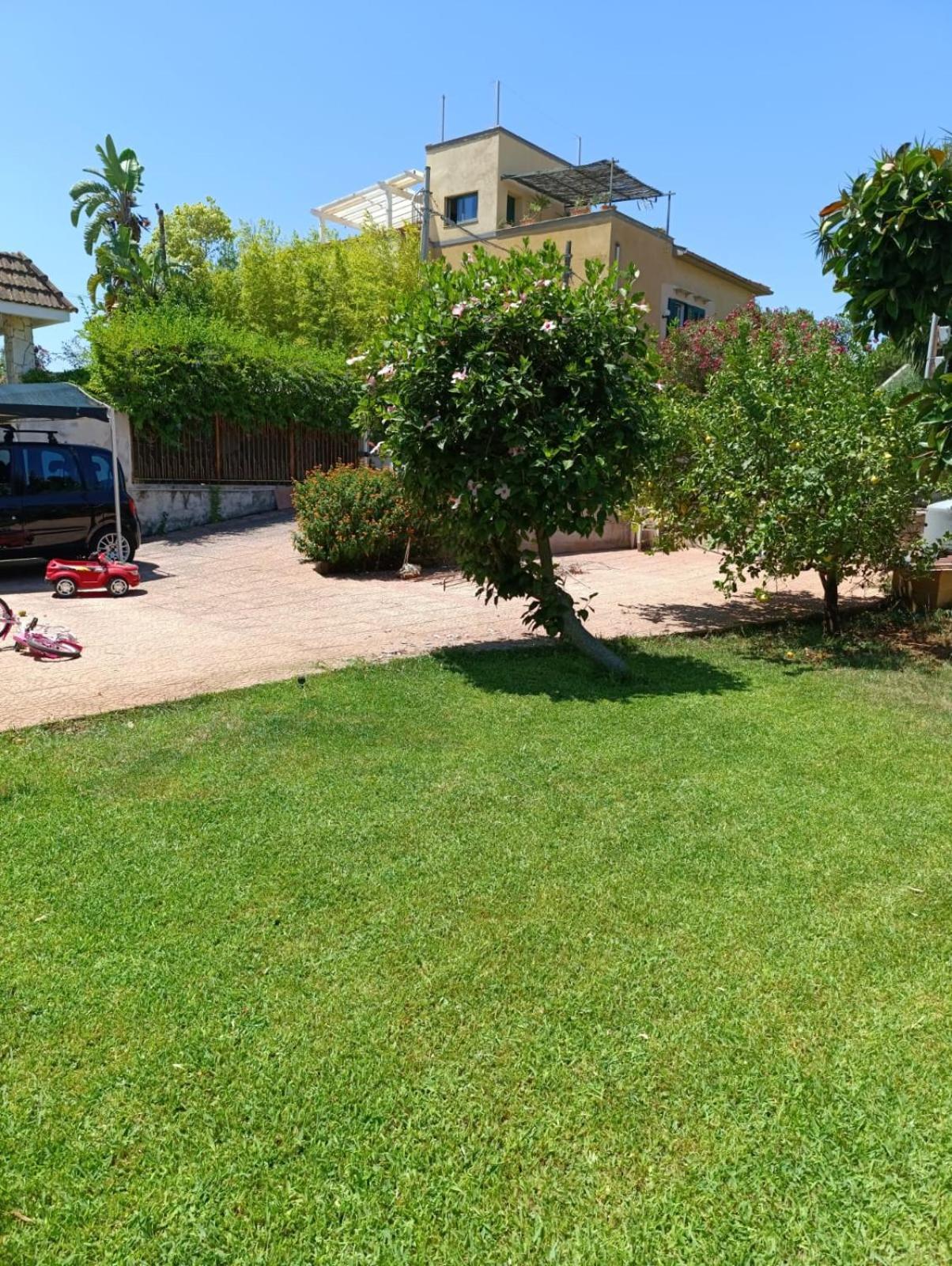 Casa In Giardino A Pochi Passi Dal Mare Villa Палермо Екстериор снимка